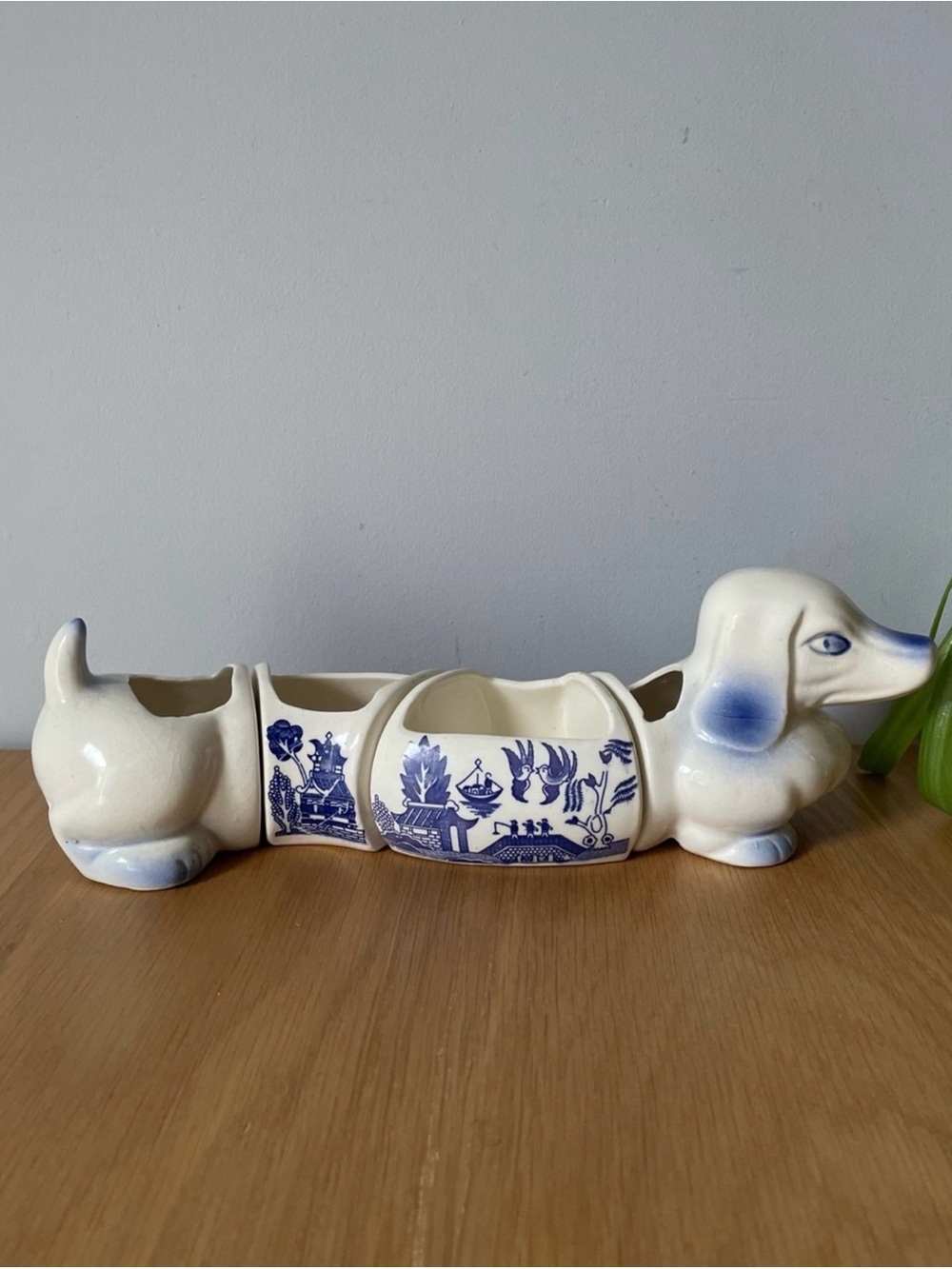 Vintage Midcentury Blue Willow Dachshund 4-Piece Ceramic Planter Snack Set Japan